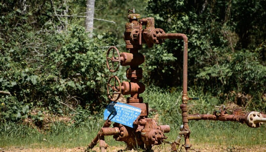 gas-line-519571_640